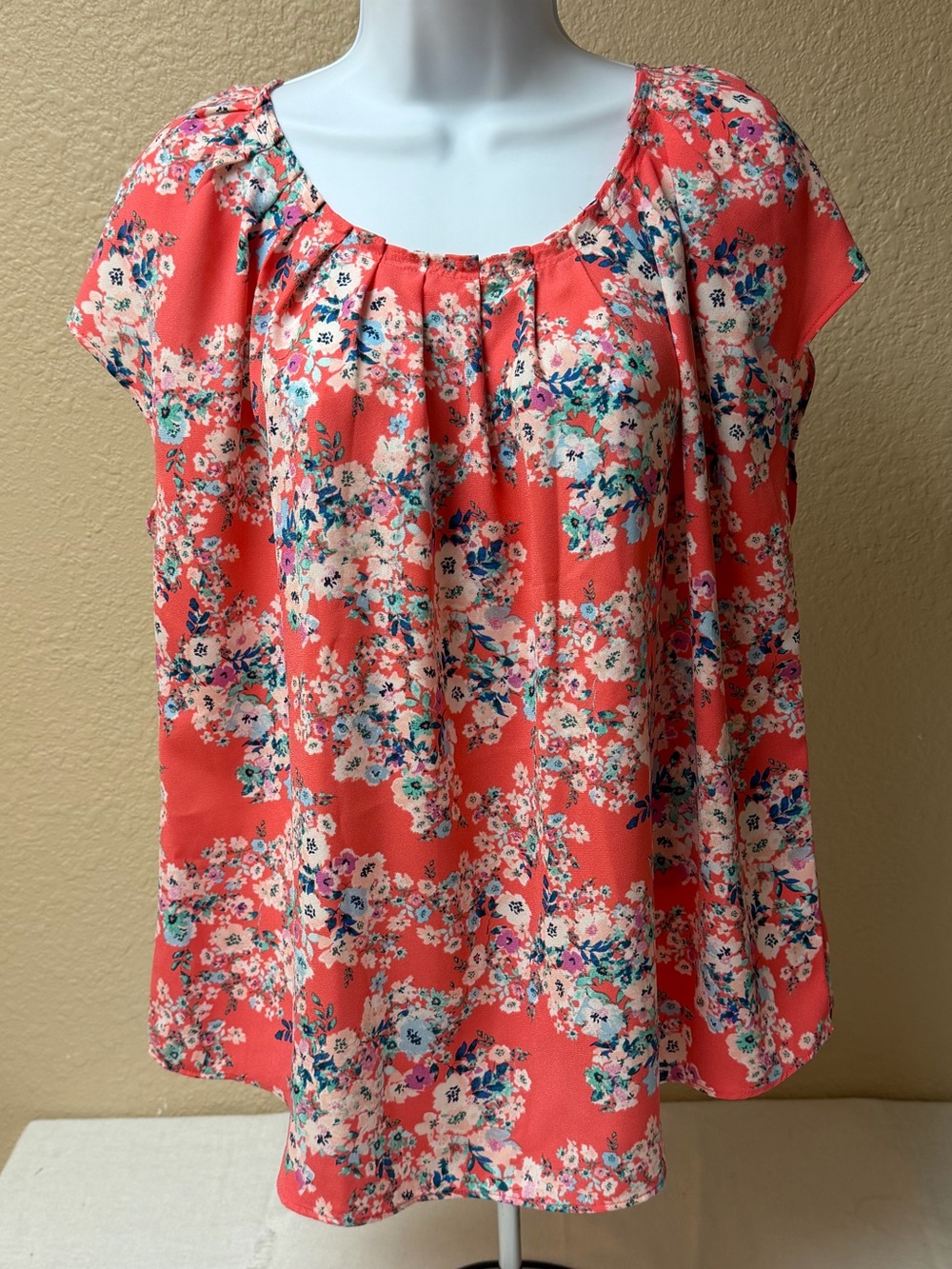 4/$20 LC Lauren Conrad Coral Floral Short Sleeve Blouse